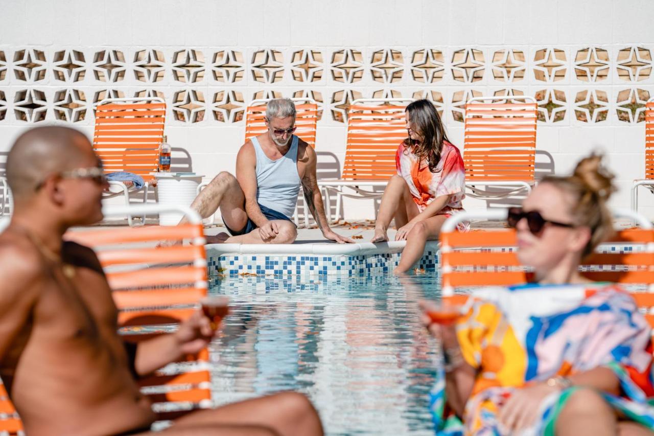Bardstown Motor Lodge Екстериор снимка