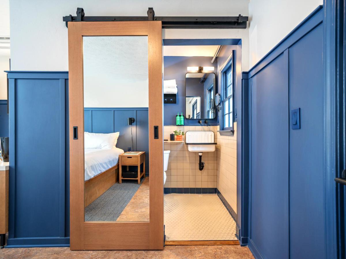 Bardstown Motor Lodge Екстериор снимка