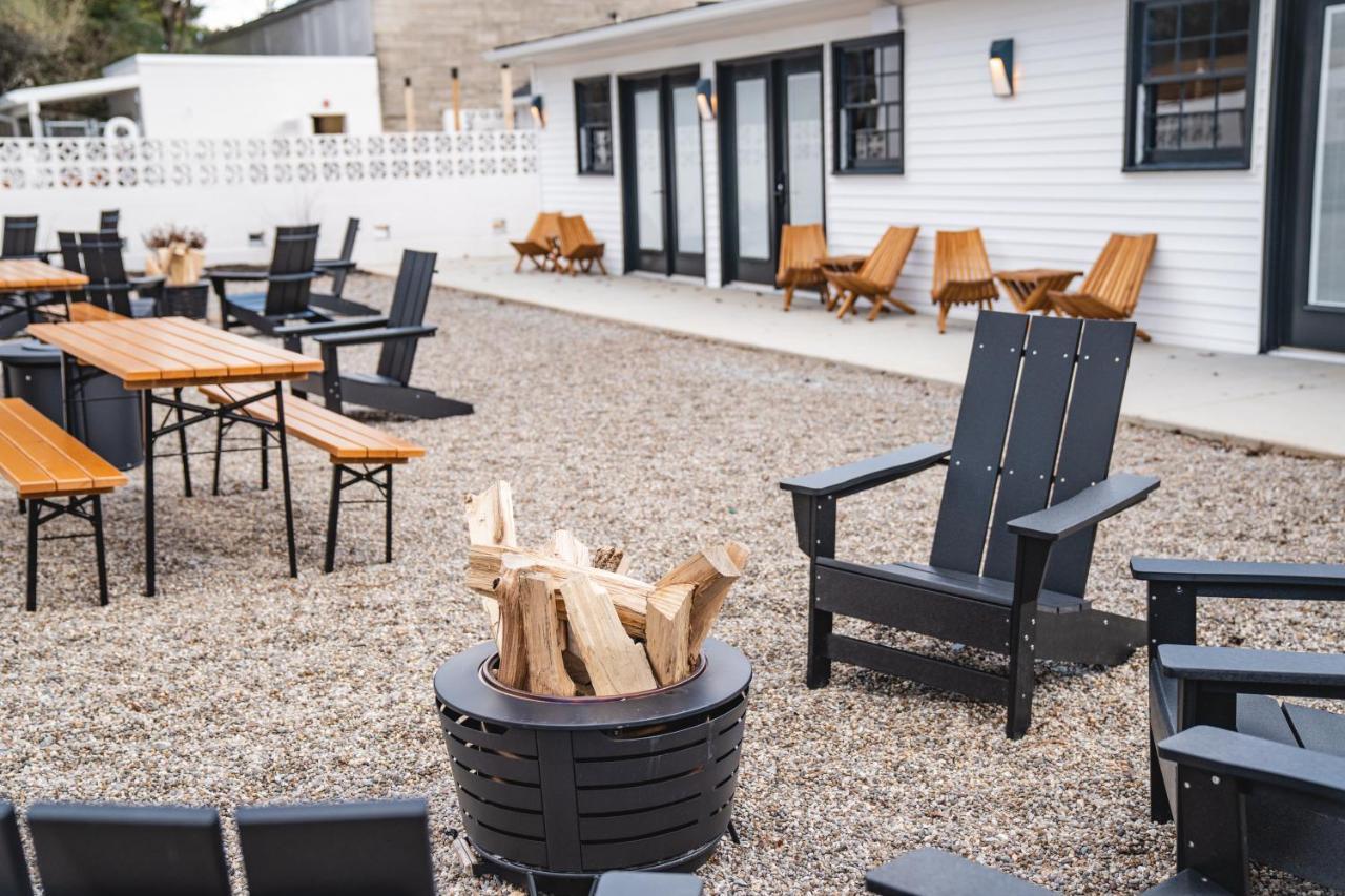 Bardstown Motor Lodge Екстериор снимка
